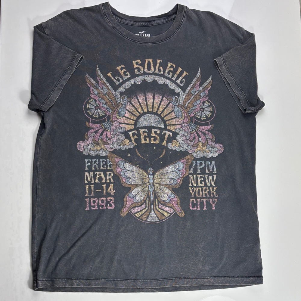 Hollister Graphic Tee with Festival Print